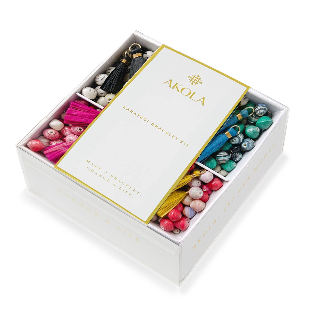 Karatasi DIY Bracelet Kit in Rainbow