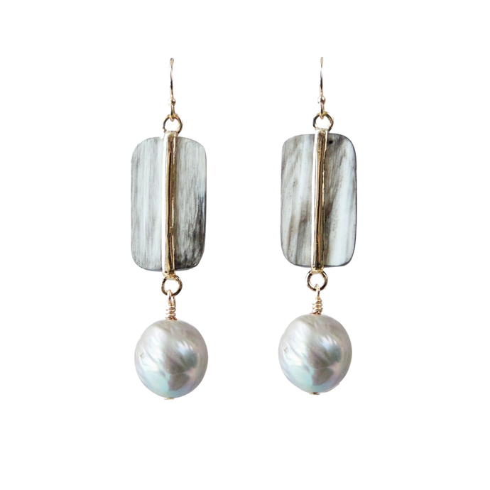 Penelope Pearl Drop Earring